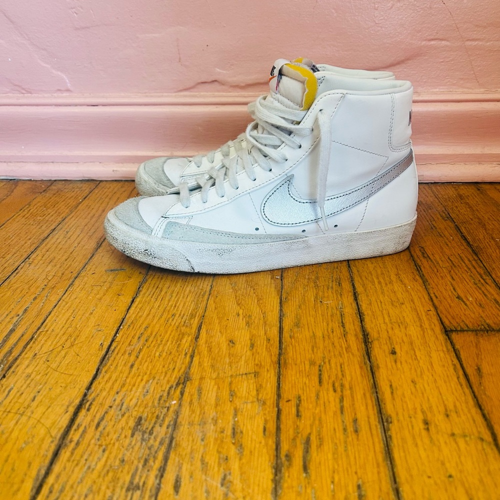 Nike BlazerWhite and Silver Size 10